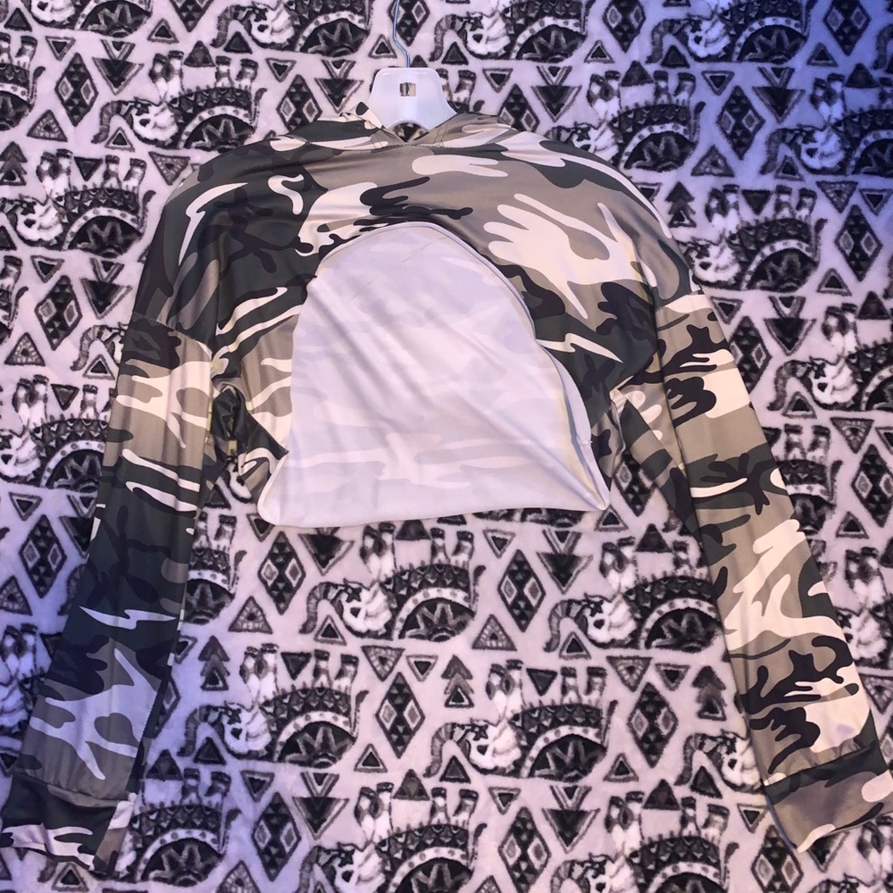 Long sleeve camouflage